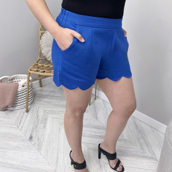 Women's Blue Scalloped Shorts - Picture 2 of 4